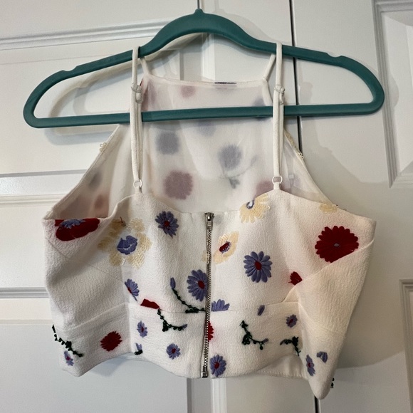 Sequin detail crop top - Picture 2 of 3